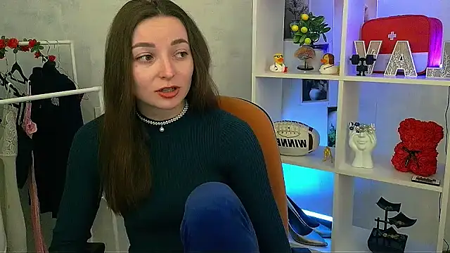 Snapshot of _Barbie_Kiss_ chatting on February 10, 2026, 3:27 pm Barbie Kiss online show from February 10, 2026, 3:27 pm