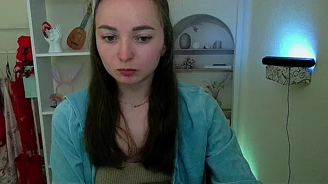  Barbie Kiss  online show from May 27, 2026, 5:10 pm