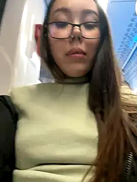 Asian Asami online show from December 1, 2024, 7:36 pm