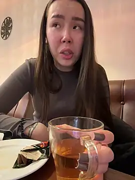 Asian Asami online show from January 3, 2025, 3:33 pm