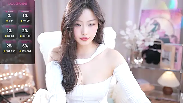 YINGTao-168 online show from January 18, 2025, 3:53 am