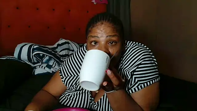 tinagiant online show from March 7, 2026, 6:49 pm