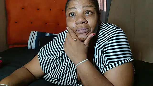 tinagiant online show from March 9, 2026, 1:26 pm