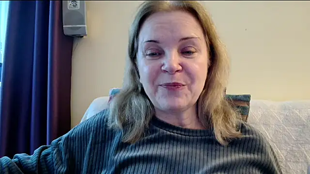 Snapshot of sexyjennyeu chatting on February 8, 2026, 1:58 pm sexyjennyeu online show from February 8, 2026, 1:58 pm