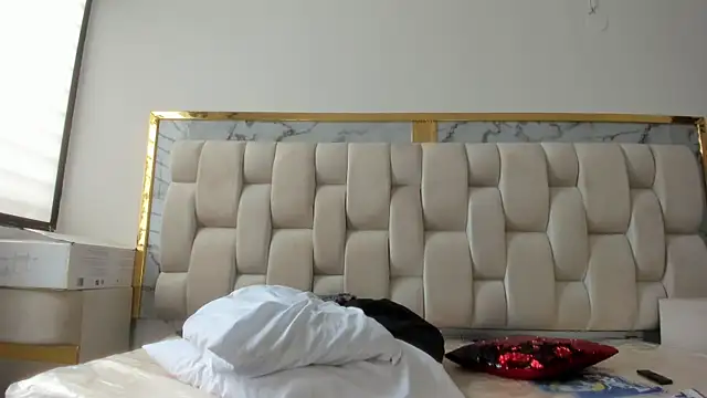 Snapshot of Hanna_lens chatting on January 11, 2026, 3:39 pm Hanna lens online show from January 11, 2026, 3:39 pm