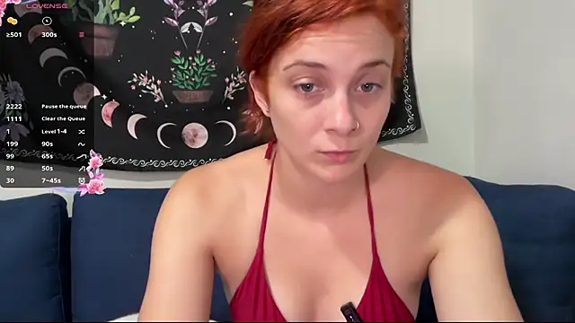 Snapshot of Aria_Fields chatting on September 29, 2025, 5:51 pm Aria Fields online show from September 29, 2025, 5:51 pm