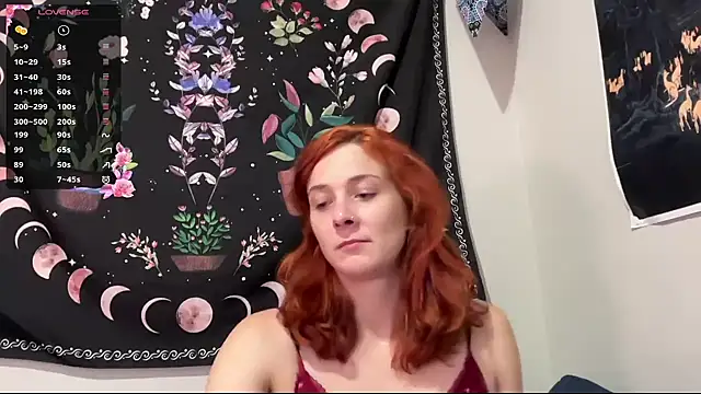 Snapshot of Aria_Fields chatting on January 9, 2026, 9:49 pm Aria Fields online show from January 9, 2026, 9:49 pm