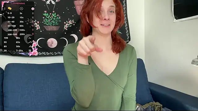 Snapshot of Aria_Fields chatting on February 9, 2026, 6:34 pm Aria Fields online show from February 9, 2026, 6:34 pm