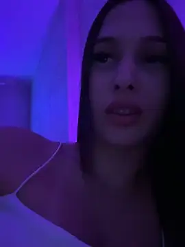 Snapshot of EricaWalls chatting on January 24, 2025, 6:56 pm EricaWalls online show from January 24, 2025, 6:56 pm