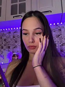 Snapshot of EricaWalls chatting on January 28, 2025, 12:11 pm EricaWalls online show from January 28, 2025, 12:11 pm