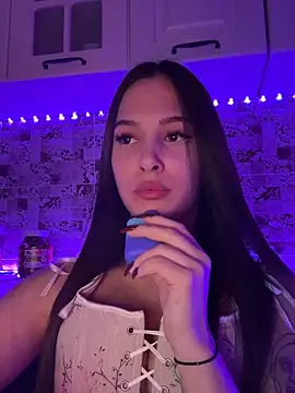 Snapshot of EricaWalls chatting on February 4, 2025, 10:02 pm EricaWalls online show from February 4, 2025, 10:02 pm