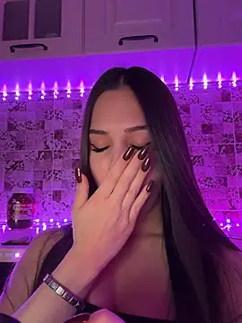 Snapshot of EricaWalls chatting on February 10, 2025, 12:08 am EricaWalls online show from February 10, 2025, 12:08 am