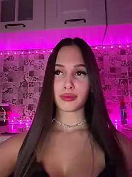 Snapshot of EricaWalls chatting on February 14, 2025, 10:25 pm EricaWalls online show from February 14, 2025, 10:25 pm