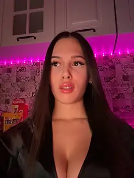 Snapshot of EricaWalls chatting on March 5, 2025, 8:00 pm EricaWalls online show from March 5, 2025, 8:00 pm