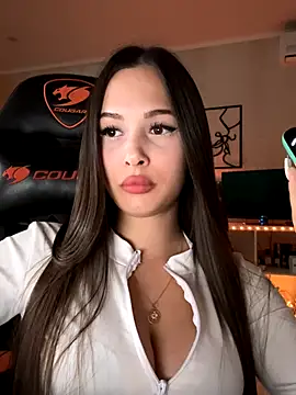 Snapshot of EricaWalls chatting on September 10, 2025, 7:25 pm EricaWalls online show from September 10, 2025, 7:25 pm