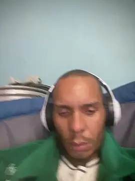 littybrowela12 online show from December 14, 2025, 1:38 pm