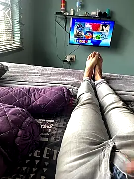 littybrowela12 online show from December 15, 2025, 12:20 pm