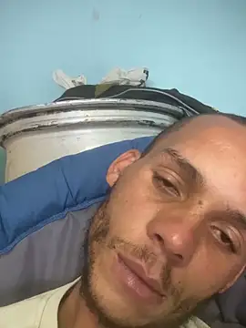 littybrowela12 online show from December 17, 2025, 12:22 pm