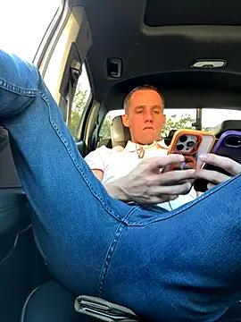 Snapshot of PeytonJohnn chatting on October 1, 2025, 8:59 pm PeytonJohnn online show from October 1, 2025, 8:59 pm