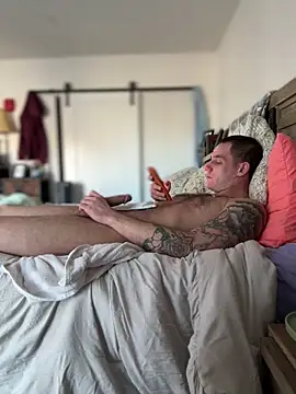 Snapshot of PeytonJohnn chatting on November 18, 2025, 5:06 pm PeytonJohnn online show from November 18, 2025, 5:06 pm