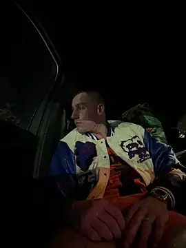 Snapshot of PeytonJohnn chatting on December 1, 2025, 12:37 am PeytonJohnn online show from December 1, 2025, 12:37 am