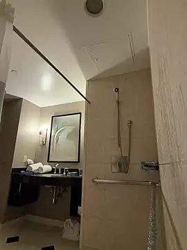 Snapshot of PeytonJohnn chatting on December 15, 2025, 1:54 am PeytonJohnn online show from December 15, 2025, 1:54 am