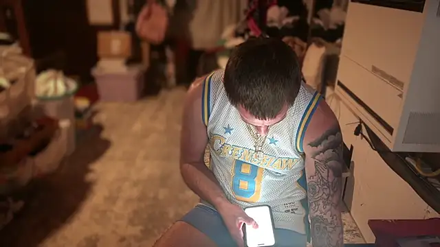 Snapshot of PeytonJohnn chatting on January 17, 2026, 3:33 am PeytonJohnn online show from January 17, 2026, 3:33 am