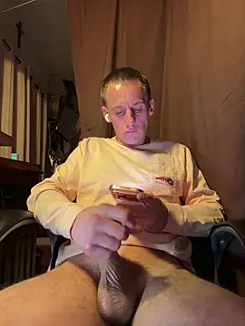 Snapshot of PeytonJohnn chatting on February 12, 2026, 6:30 am PeytonJohnn online show from February 12, 2026, 6:30 am