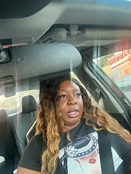 XXXLollipopsJuicy online show from December 11, 2024, 12:33 am