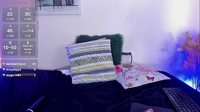 katy giil online show from October 31, 2025, 7:20 am