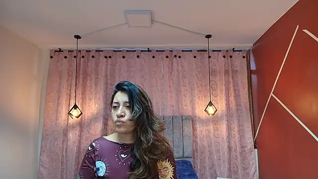 Snapshot of VioletaScott_ chatting on September 20, 2025, 12:17 pm VioletaScott online show from September 20, 2025, 12:17 pm