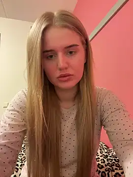 Snapshot of yourhornyslut chatting on February 25, 2025, 8:41 pm yourhornyslut online show from February 25, 2025, 8:41 pm