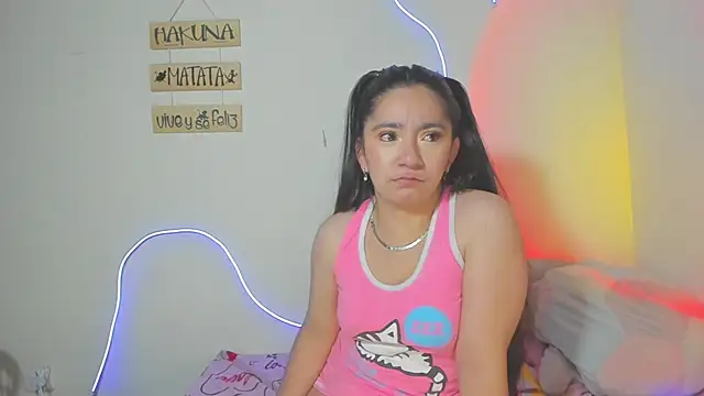 Snapshot of litle_mily_ chatting on October 4, 2025, 12:08 am litle mily online show from October 4, 2025, 12:08 am
