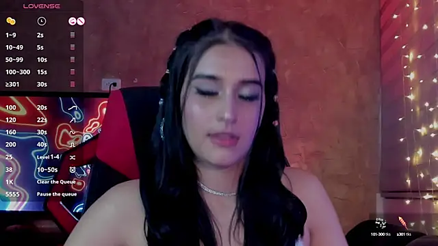 Snapshot of Charlotte_greys chatting on February 9, 2025, 5:19 am Charlotte greys online show from February 9, 2025, 5:19 am