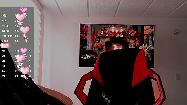 Snapshot of Charlotte_greys chatting on October 29, 2025, 2:08 pm Charlotte greys online show from October 29, 2025, 2:08 pm