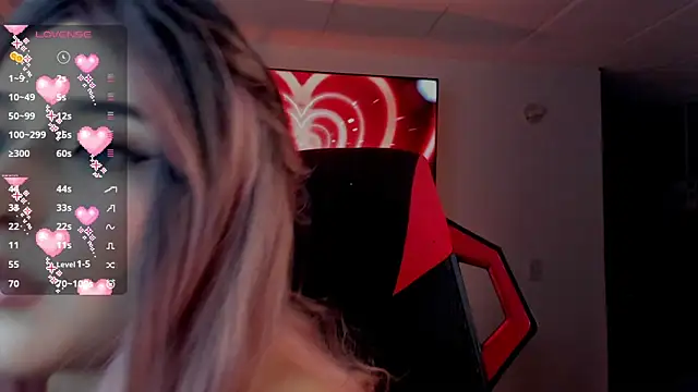 Snapshot of Charlotte_greys chatting on November 10, 2025, 2:54 am Charlotte greys online show from November 10, 2025, 2:54 am