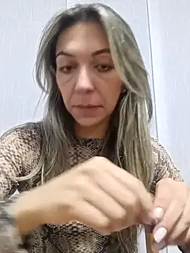 Snapshot of rachellboom chatting on October 16, 2025, 12:33 am rachellboom online show from October 16, 2025, 12:33 am