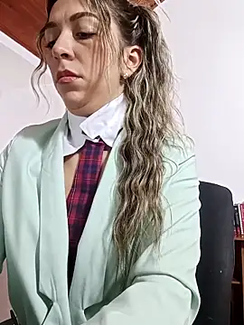 Snapshot of rachellboom chatting on October 31, 2025, 10:22 pm rachellboom online show from October 31, 2025, 10:22 pm