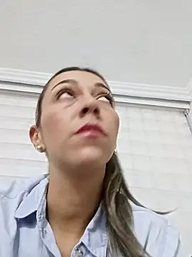 Snapshot of rachellboom chatting on January 17, 2026, 1:43 am rachellboom online show from January 17, 2026, 1:43 am