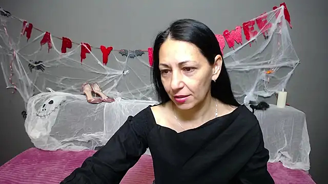 LiluGrants online show from October 26, 2025, 7:09 pm