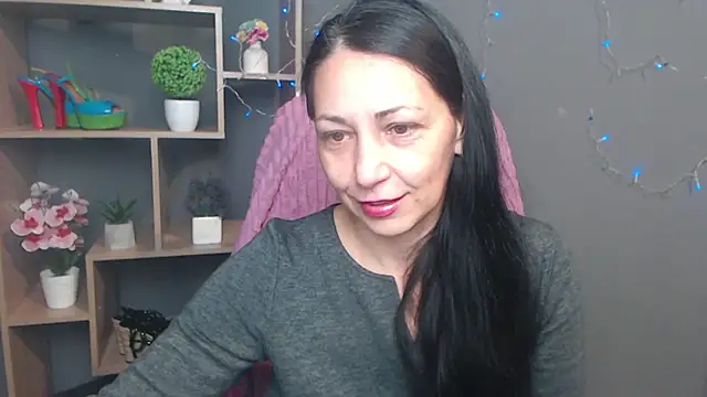 LiluGrants online show from November 7, 2025, 7:03 pm