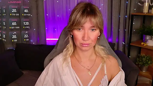 MilaBott online show from March 23, 2026, 6:56 pm