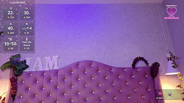 GabrielaLugo online show from October 9, 2025, 12:58 pm