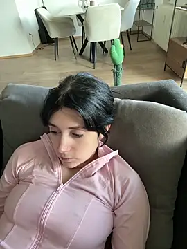 Snapshot of Lena_Lang chatting on November 19, 2025, 11:32 am Lena Lang online show from November 19, 2025, 11:32 am