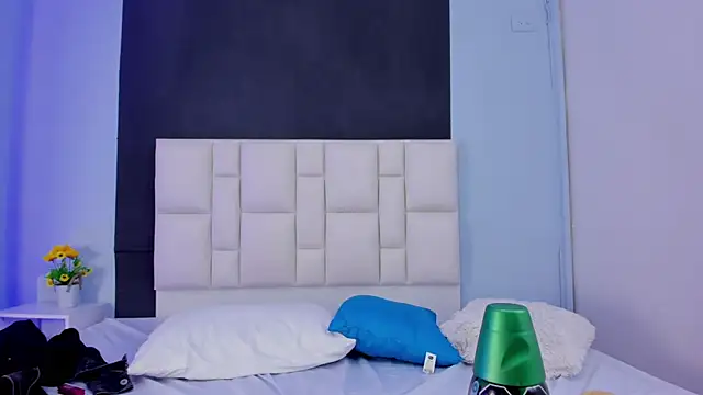 suzanelee online show from December 29, 2024, 12:45 pm