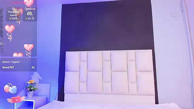 suzanelee online show from March 12, 2025, 2:45 pm