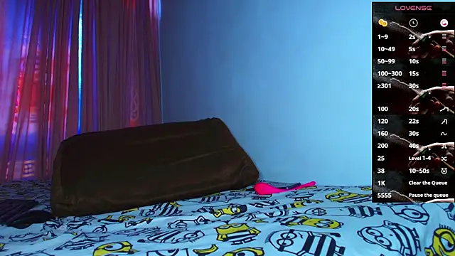 Snapshot of Thomass00 chatting on September 15, 2025, 3:01 pm Thomass00 online show from September 15, 2025, 3:01 pm