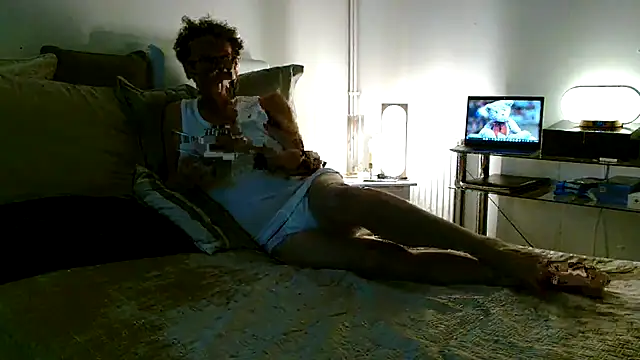 Snapshot of ImYourXtoy chatting on May 7, 2026, 6:13 pm ImYourXtoy online show from May 7, 2026, 6:13 pm