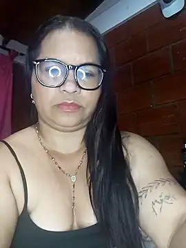 Snapshot of Sikiu_40 chatting on January 24, 2025, 2:49 am Sikiu 40 online show from January 24, 2025, 2:49 am