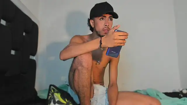 RyanRizzo online show from October 15, 2025, 11:27 pm